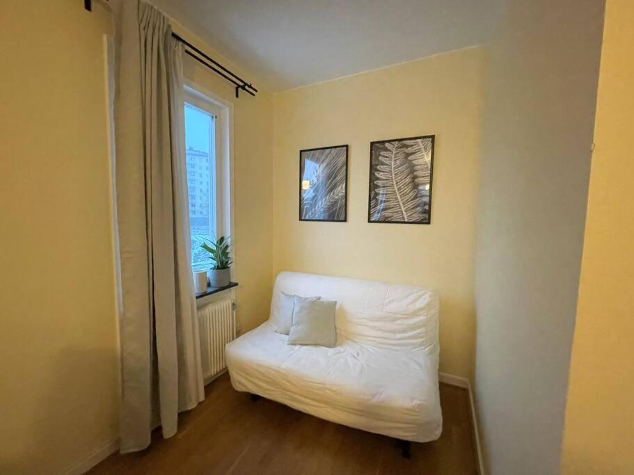 Trivsamma Lagenheter Med Fri Parkering Apartment Stockholm