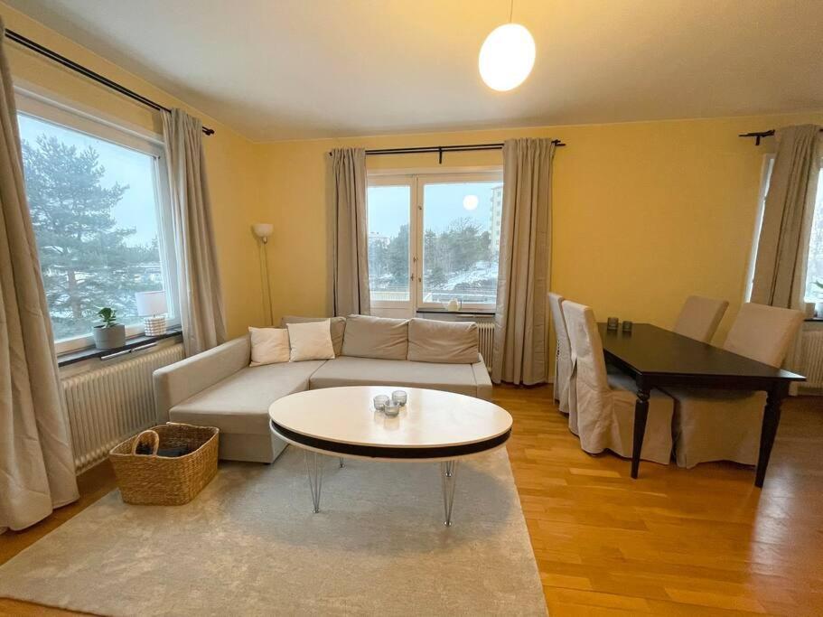 Trivsamma Lagenheter Med Fri Parkering * Stockholm